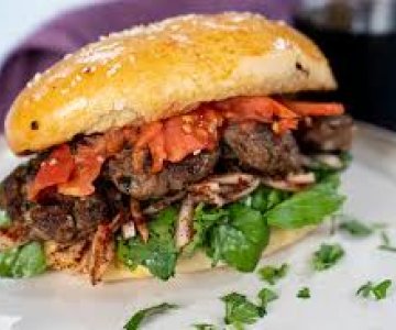 Köfte Ekmek